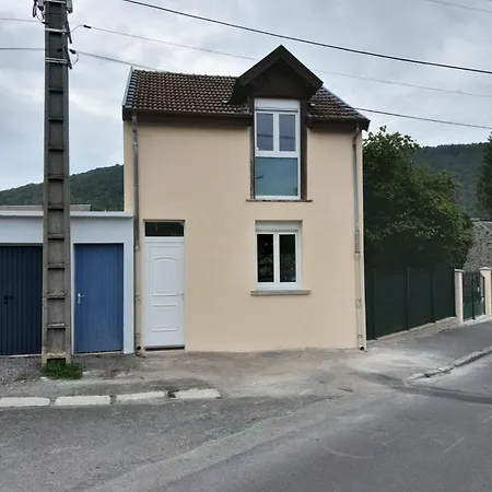 Maison Independante Holiday home *
